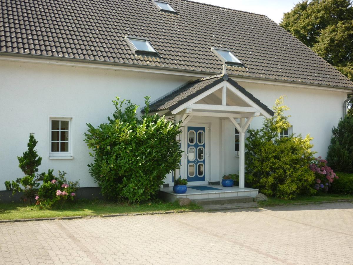 Pension Zum Leuchtturm Bastorf Extérieur photo