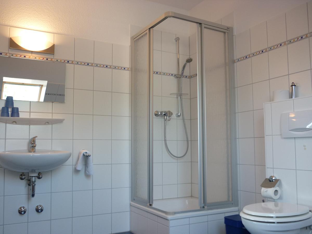 Pension Zum Leuchtturm Bastorf Extérieur photo